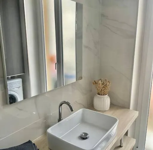 Apartment Ultra Central, Air Conditionned, Very Quiet!